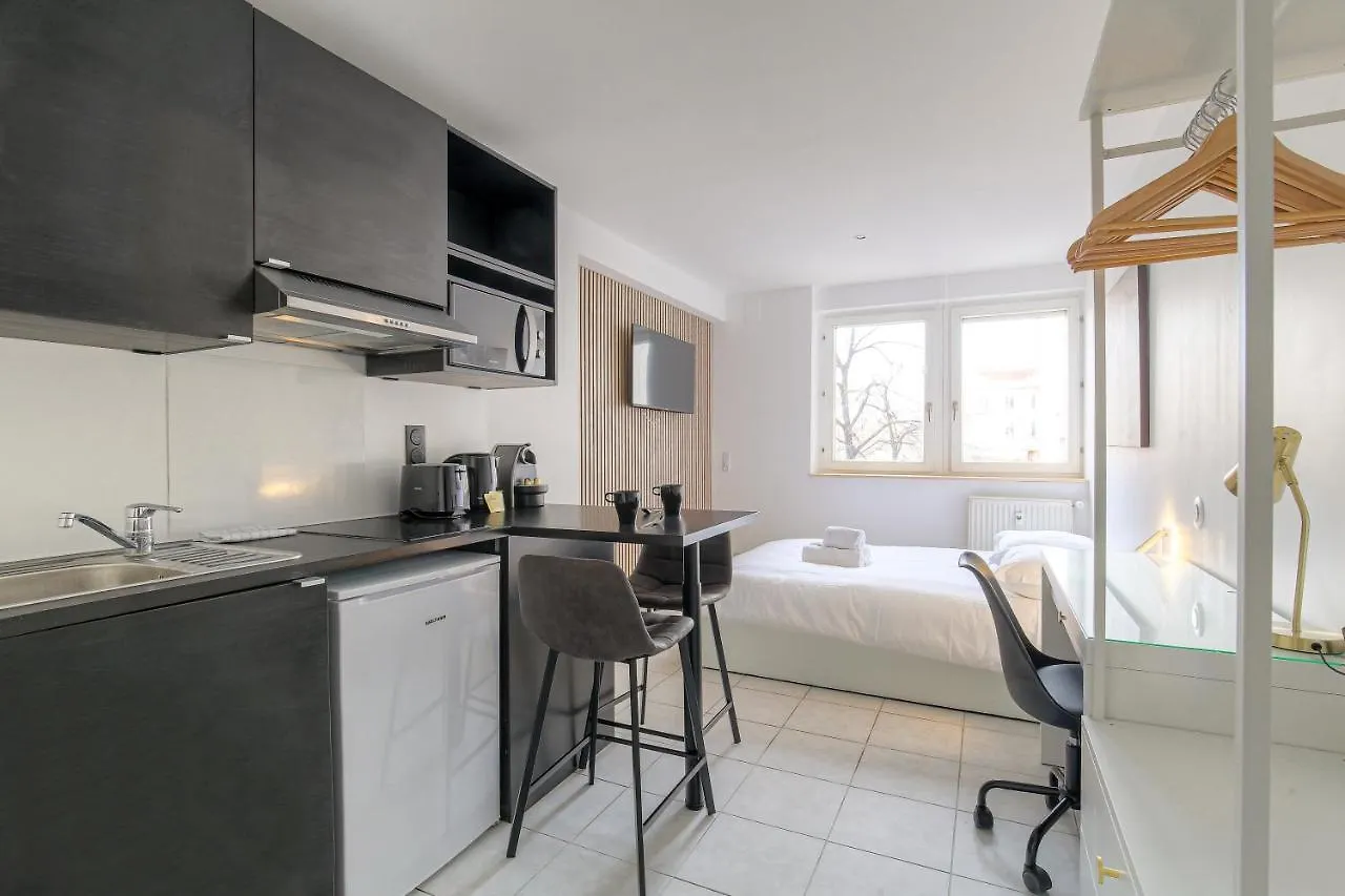 Cosy Ideal Deplacement Pro Wifi Tres Haut Debit Lyon France